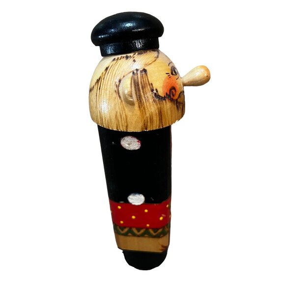 Hand-Painted Wooden Nutcracker Mug Figurine 6 Inches Tall Black & Red Folk Art V - Picture 4 of 6